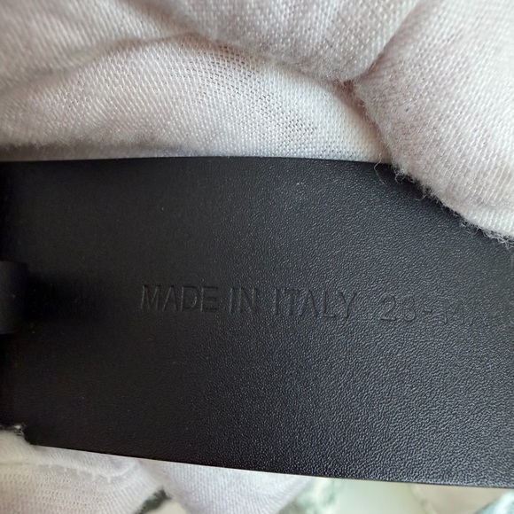 Dior Montaigne CD brushed Gold and black calfskin  size 100 Belt - Picture 8 of 13